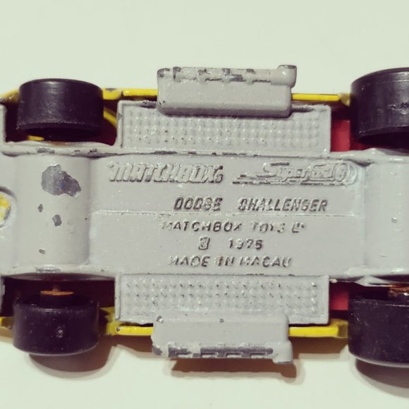 Matchbox Super Fast Dodge Challenger 1975 Made in Macua - Picture 5 of 5